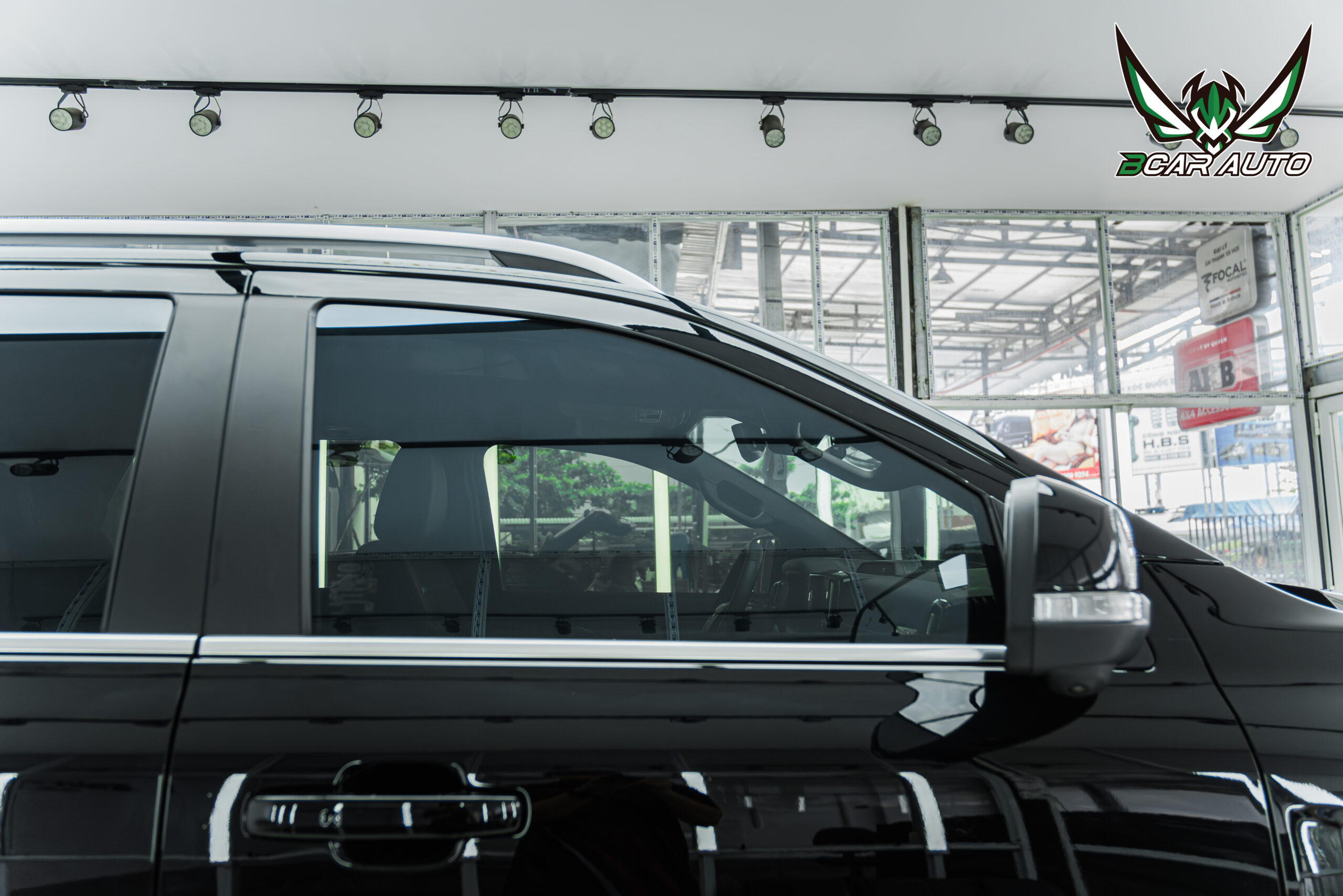 Tổng thể Ford Everest sau khi dán phim cách nhiệt 3M