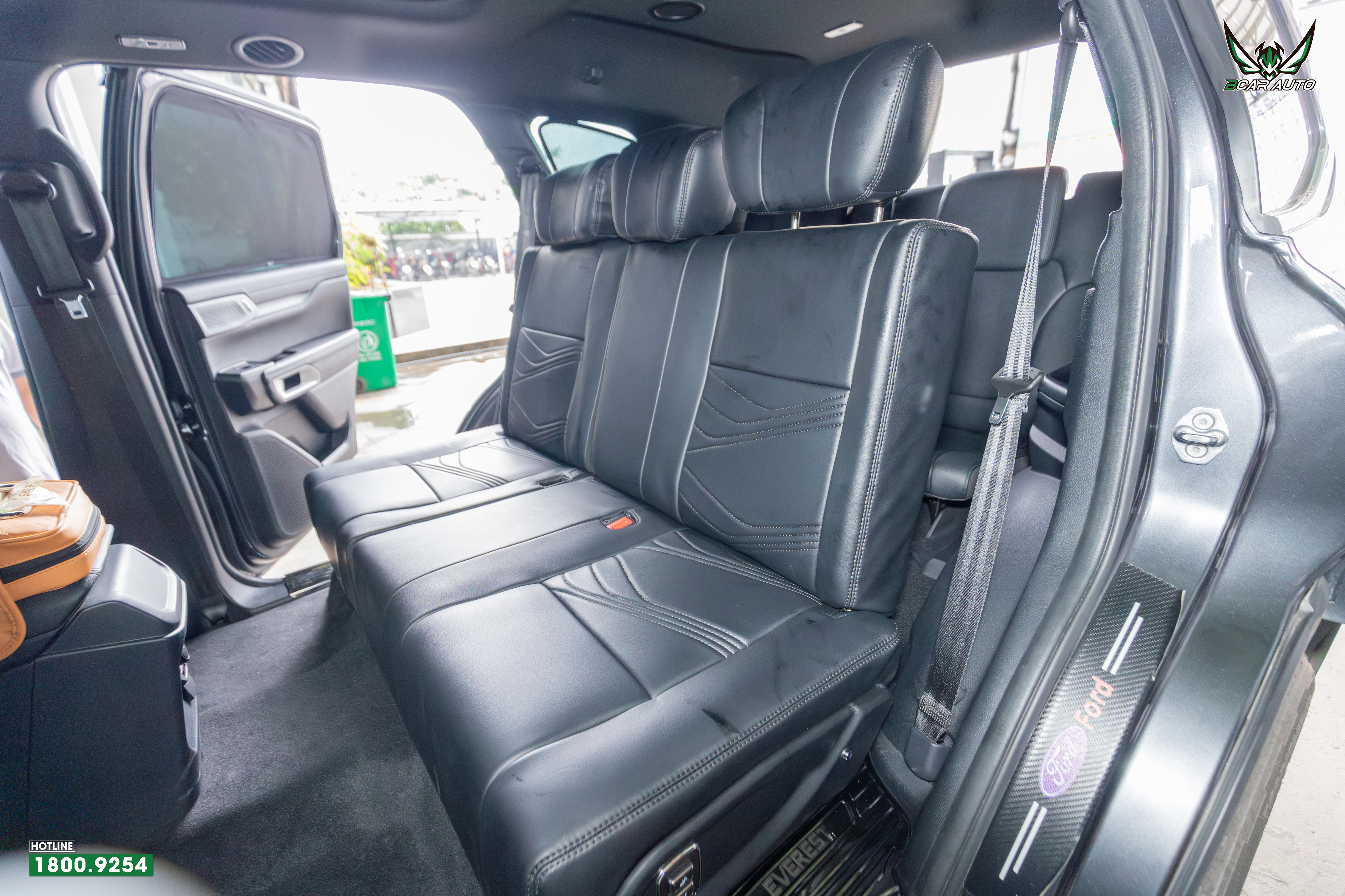 không gian băng 2 Ford Everest sau khi nâng cấp