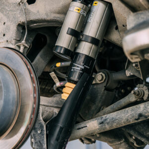 Phuộc BP51 Ford Everest sau khi lắp giúp xe kiểm soát dao động tốt hơn, phù hợp đi tỉnh và chở tải.