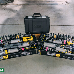 Nâng cấp phuộc OEM BP51 cho Ford Everest giúp xe vận hành đầm chắc, ổn định hơn khi đi đường xấu hoặc chở tải.